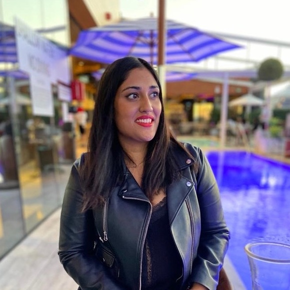 Meet your Posher, Nikita - Picture 1 of 1